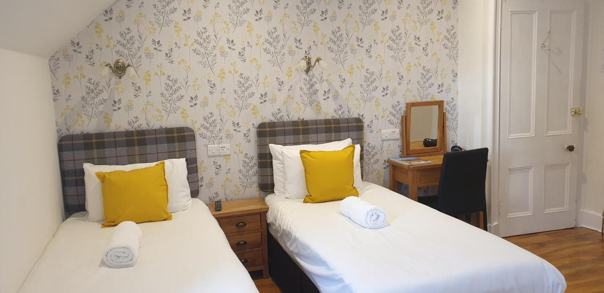 Dunskaith Villa Inverness Room photo